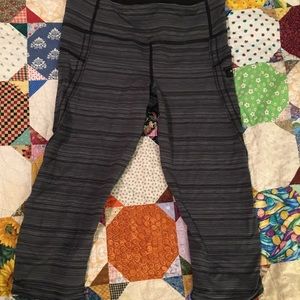 Lululemon coal WAFS crops 4